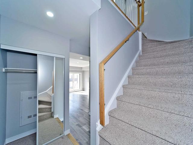 220 - 1460 Whites Rd, Townhouse with 2 bedrooms, 3 bathrooms and 1 parking in Pickering ON | Image 10