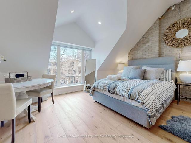 98 Pembroke St, House attached with 3 bedrooms, 5 bathrooms and 2 parking in Toronto ON | Image 16