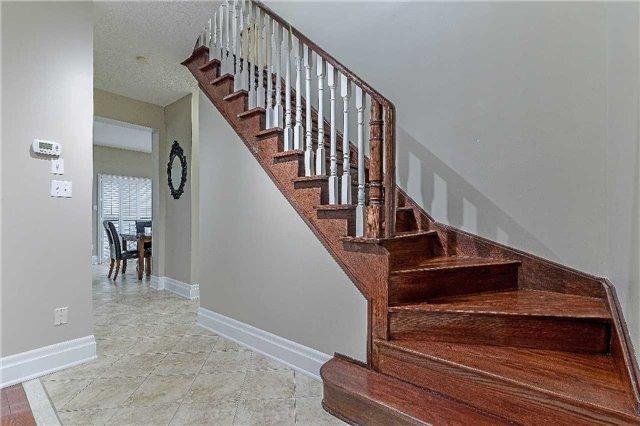 7 Briardale Rd, House detached with 4 bedrooms, 4 bathrooms and 4 parking in Brampton ON | Image 9