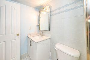 909 - 60 Pavane Linkway, Condo with 2 bedrooms, 1 bathrooms and 1 parking in Toronto ON | Image 16