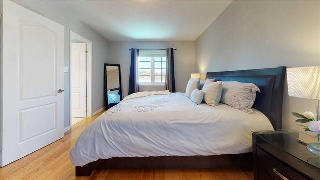 62 Grainger Cres, House detached with 4 bedrooms, 4 bathrooms and 4 parking in Ajax ON | Image 8