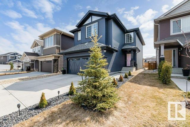 2257 57 St Sw, House detached with 3 bedrooms, 2 bathrooms and null parking in Edmonton AB | Image 2