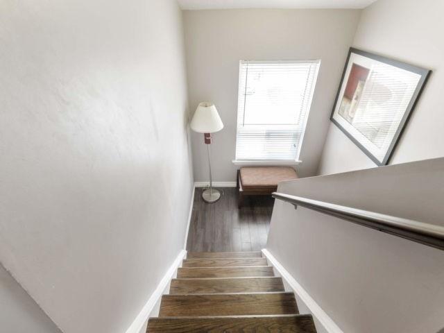50 Guildford Cres, Townhouse with 3 bedrooms, 3 bathrooms and 1 parking in Brampton ON | Image 11