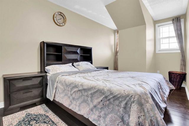 78 Brentcliff Dr, House detached with 3 bedrooms, 3 bathrooms and 6 parking in Brampton ON | Image 20
