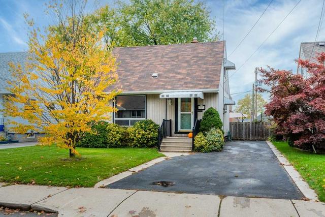 259 Glassco Ave N, House detached with 3 bedrooms, 1 bathrooms and 4 parking in Hamilton ON | Image 12