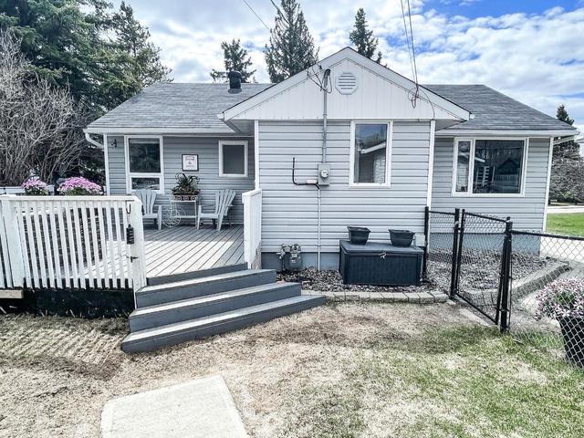 1528 95 Avenue, House detached with 4 bedrooms, 2 bathrooms and 3 parking in Dawson Creek BC | Image 34