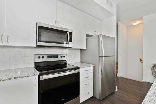 b903 - 5279 Highway 7, Condo with 2 bedrooms, 3 bathrooms and 1 parking in Vaughan ON | Image 9