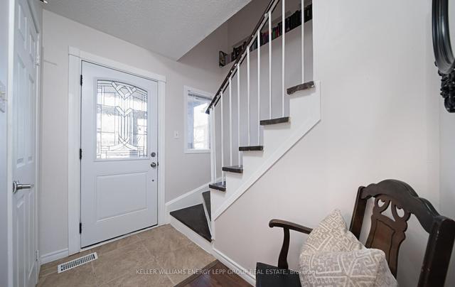 792 Crowells St, House detached with 3 bedrooms, 2 bathrooms and 3 parking in Oshawa ON | Image 30