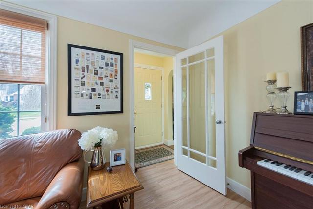 90 Iroquois Avenue, House detached with 3 bedrooms, 2 bathrooms and 3 parking in London ON | Image 8