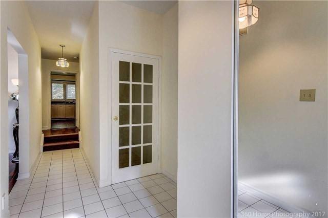 36 - 36 Ashglen Way, Townhouse with 3 bedrooms, 3 bathrooms and 1 parking in Markham ON | Image 5