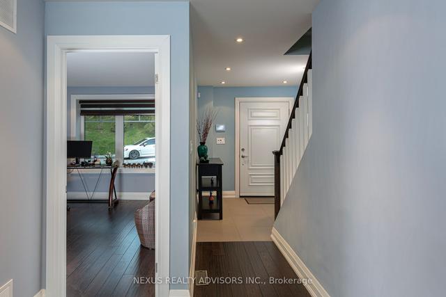 372 Silverthorn Ave, House detached with 4 bedrooms, 4 bathrooms and 2 parking in Toronto ON | Image 10