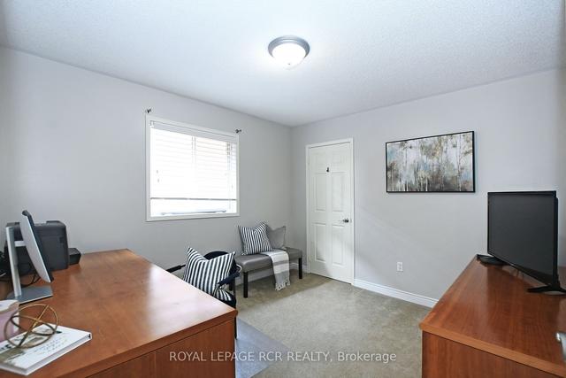 271 Rhodes Circ, House detached with 4 bedrooms, 4 bathrooms and 6 parking in Newmarket ON | Image 20