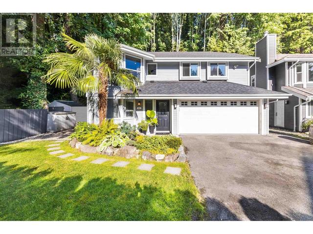 621 Seymour Court, House detached with 5 bedrooms, 3 bathrooms and 3 parking in North Vancouver BC | Image 2