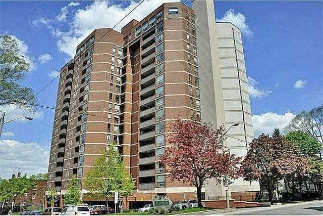 301 - 222 Jackson St W, Condo with 2 bedrooms, 2 bathrooms and 1 parking in Hamilton ON | Image 1
