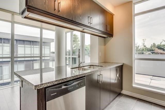 1120 - 15 James Finlay Way, Condo with 2 bedrooms, 2 bathrooms and 1 parking in Toronto ON | Image 12
