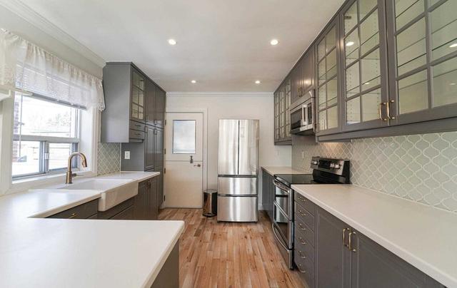 42 Freeman St, House detached with 2 bedrooms, 2 bathrooms and 2 parking in Toronto ON | Image 26