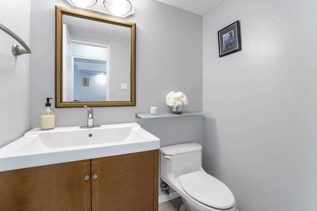 310 - 2 Valhalla Inn Rd, Townhouse with 3 bedrooms, 3 bathrooms and 1 parking in Toronto ON | Image 13