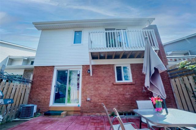 1554 Geta Circle W Circ, House attached with 3 bedrooms, 3 bathrooms and 3 parking in Pickering ON | Image 30