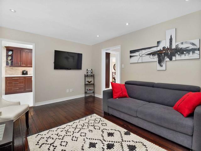 21 Coxworth Ave, House detached with 4 bedrooms, 5 bathrooms and 4 parking in Markham ON | Image 5