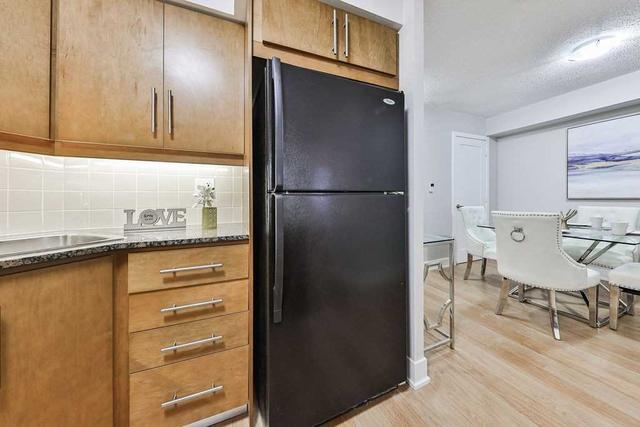902 - 20 Blue Jays Way W, Condo with 1 bedrooms, 1 bathrooms and 0 parking in Toronto ON | Image 5