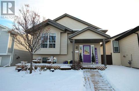 125 Ireland Crescent, House detached with 5 bedrooms, 2 bathrooms and 3 parking in Red Deer AB | Card Image