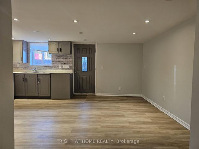 11634 Britannia Rd, House detached with 3 bedrooms, 2 bathrooms and 12 parking in Milton ON | Image 2