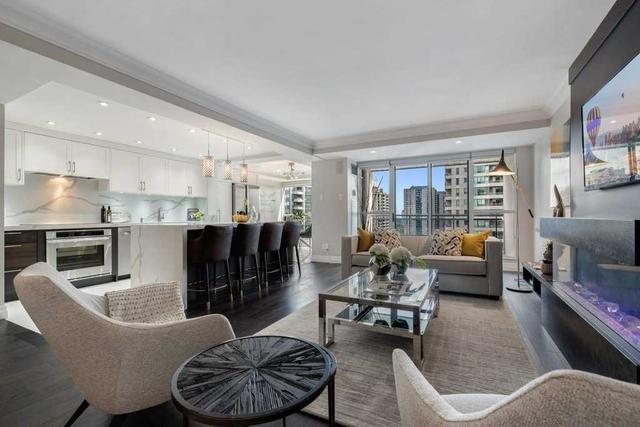 1800 - 18 Hollywood Ave, Condo with 3 bedrooms, 2 bathrooms and 1 parking in Toronto ON | Image 39