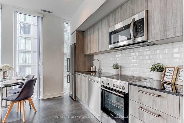 2507 - 28 Wellesley St E, Condo with 2 bedrooms, 2 bathrooms and 0 parking in Toronto ON | Image 2