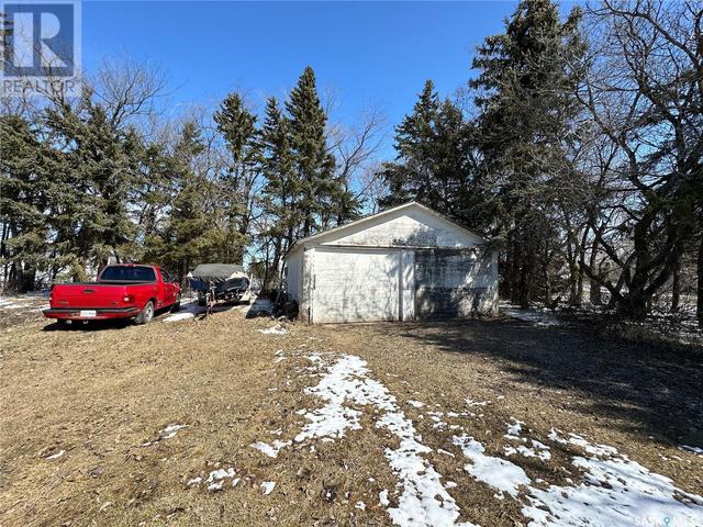 10 Phillips Street, House detached with 3 bedrooms, 2 bathrooms and null parking in Quill Lake SK | Image 45