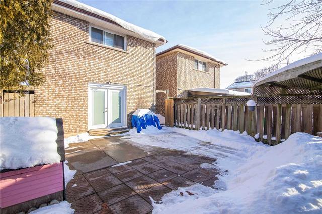 96 East 33rd St, House detached with 3 bedrooms, 2 bathrooms and 2 parking in Hamilton ON | Image 18