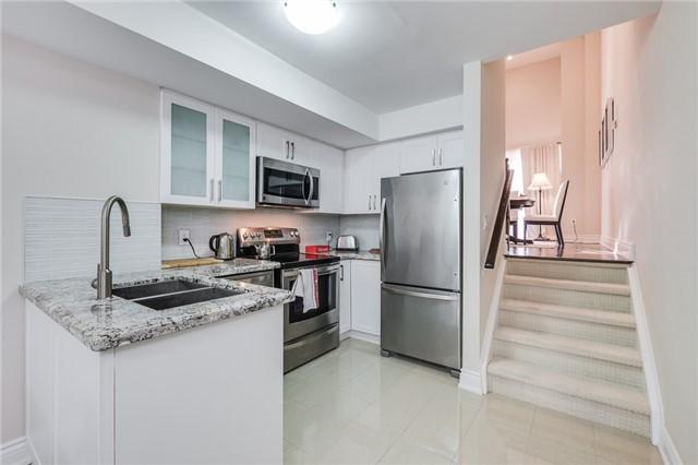 th #5 - 151 Merton St, Townhouse with 2 bedrooms, 4 bathrooms and 1 parking in Toronto ON | Image 3