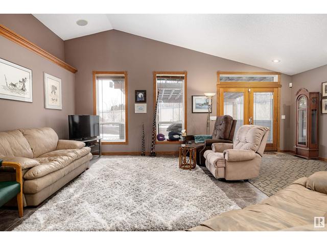 15206 49a St Nw, House detached with 3 bedrooms, 3 bathrooms and null parking in Edmonton AB | Image 10