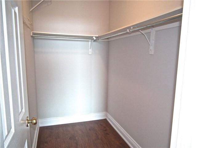 lph5 - 23 Lorraine Dr, Condo with 2 bedrooms, 2 bathrooms and 1 parking in Toronto ON | Image 11