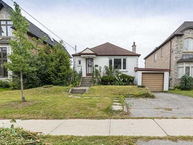 103 Patricia Ave, House detached with 2 bedrooms, 2 bathrooms and 3 parking in Toronto ON | Image 1