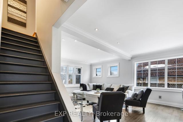 8 Warwick Rd, House detached with 2 bedrooms, 3 bathrooms and 12 parking in Hamilton ON | Image 7