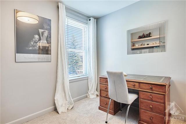 102 Stanley Avenue, Townhouse with 2 bedrooms, 2 bathrooms and 2 parking in Ottawa ON | Image 17