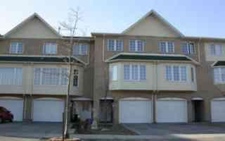 41 Sufi Cres, House attached with 3 bedrooms, 4 bathrooms and 1 parking in Toronto ON | Image 1