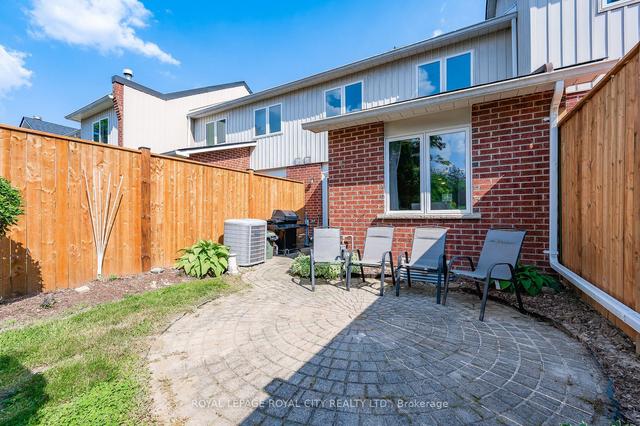 6 - 60 Ptarmigan Dr, Townhouse with 3 bedrooms, 3 bathrooms and 2 parking in Guelph ON | Image 26