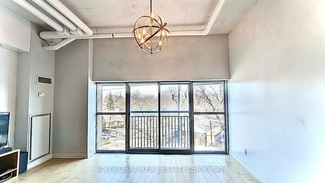 307 - 2 Fieldway Rd, Condo with 2 bedrooms, 2 bathrooms and 1 parking in Toronto ON | Image 6