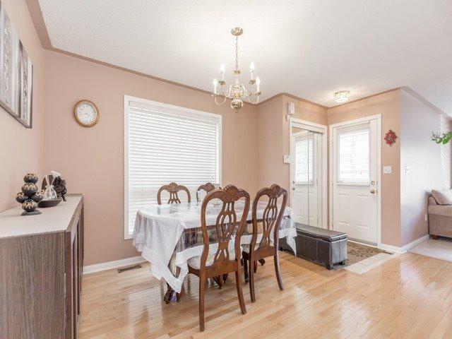 20 Springhurst Ave, House detached with 3 bedrooms, 3 bathrooms and 3 parking in Brampton ON | Image 6