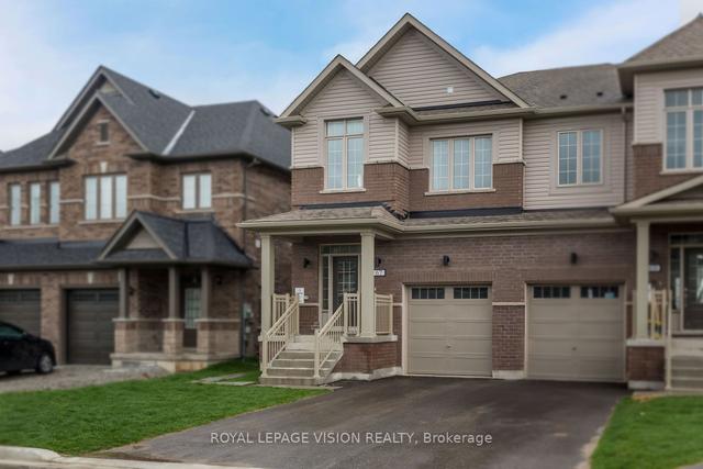 67 Copperhill Hts, House semidetached with 4 bedrooms, 4 bathrooms and 2 parking in Barrie ON | Image 1
