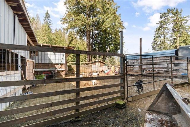5005 Cultus Lake Road, House detached with 4 bedrooms, 2 bathrooms and null parking in Chilliwack BC | Image 26