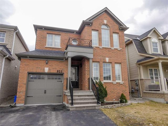 821 Miller Park Ave, House detached with 3 bedrooms, 4 bathrooms and 2 parking in Bradford West Gwillimbury ON | Image 2