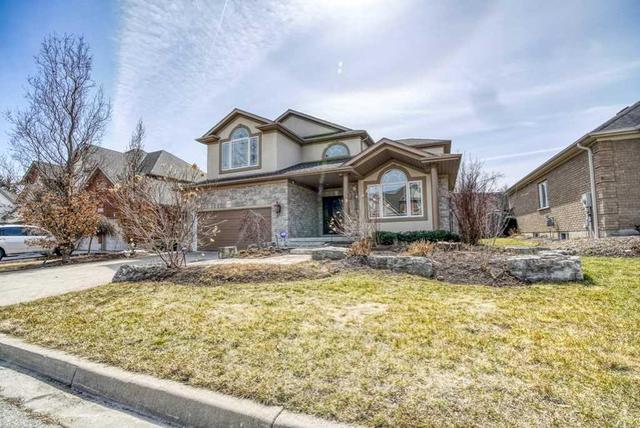 553 Falconridge Cres, House detached with 4 bedrooms, 4 bathrooms and 2 parking in Kitchener ON | Image 1