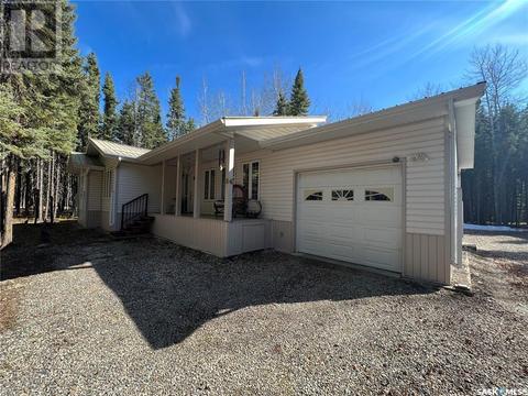 24 Saskatchewan Drive, House detached with 3 bedrooms, 2 bathrooms and null parking in Candle Lake SK | Card Image