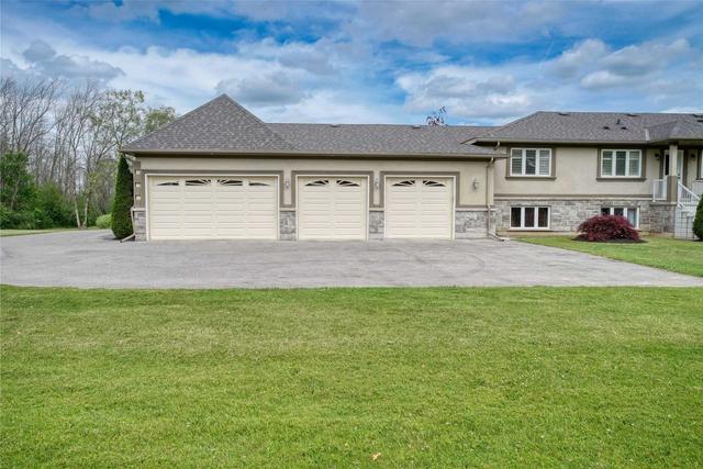 1104 Shellard Side Rd, House detached with 3 bedrooms, 3 bathrooms and 24 parking in North Dumfries ON | Image 33