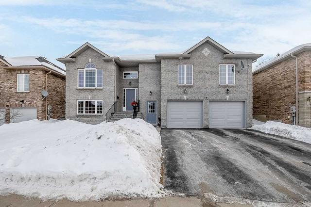 30 Dove Cres, House detached with 4 bedrooms, 4 bathrooms and 4 parking in Barrie ON | Image 1