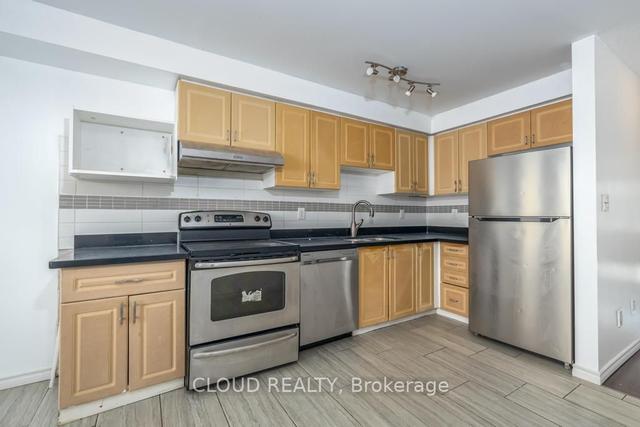 24 Shining Star Cres, Townhouse with 3 bedrooms, 4 bathrooms and 2 parking in Toronto ON | Image 31