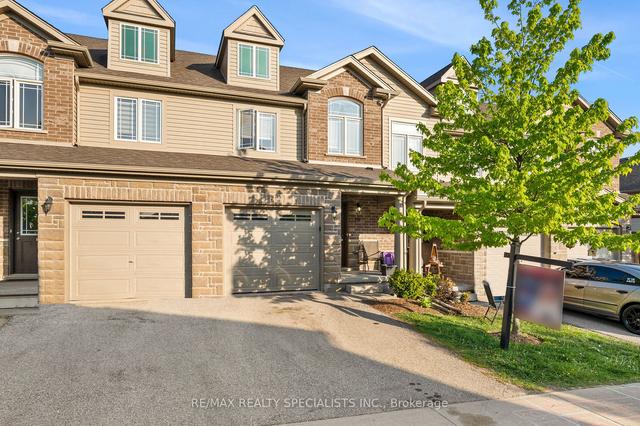 19 Kingsbury Sq, Townhouse with 3 bedrooms, 3 bathrooms and 2 parking in Guelph ON | Image 12