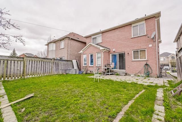 3403 Bruzan Cres, House detached with 4 bedrooms, 4 bathrooms and 5 parking in Mississauga ON | Image 28